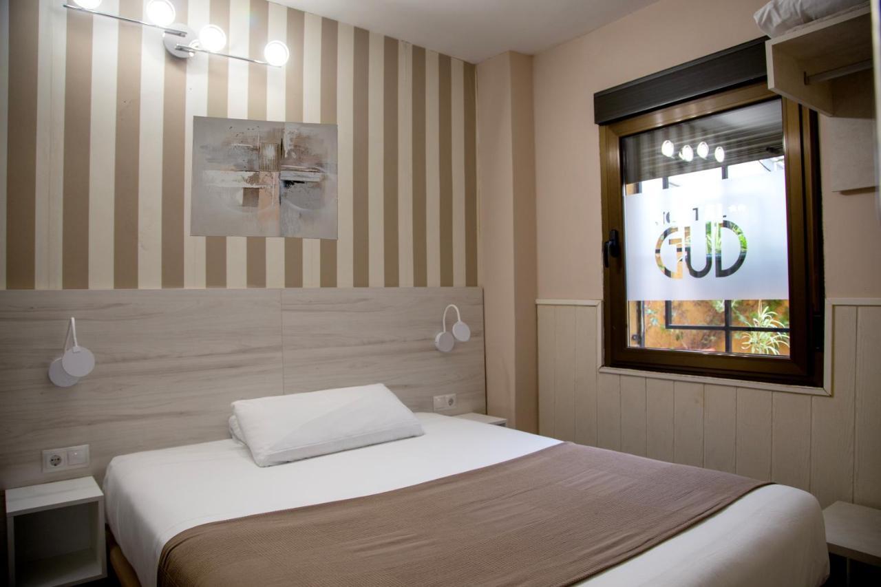 Hostal Gud Salamanca Exterior photo